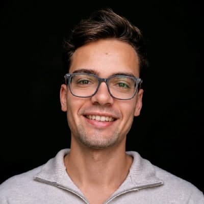 Portret van Mylan Reijnen, eigenaar van Atlan Labs